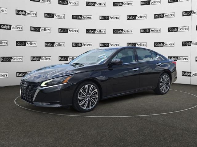 2023 Nissan Altima SL FWD