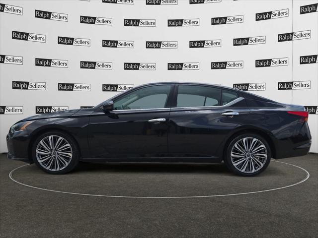 2023 Nissan Altima SL FWD