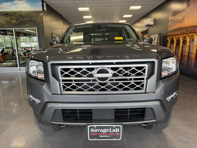2022 Nissan Frontier Crew Cab SV 4x4