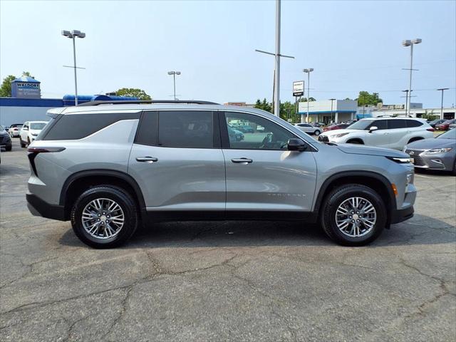 2025 Chevrolet Traverse FWD LT