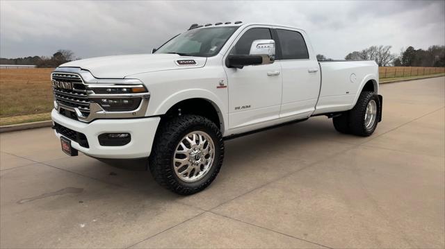 2025 RAM Ram 3500 RAM 3500 LIMITED LONGHORN CREW CAB 4X4 8 BOX