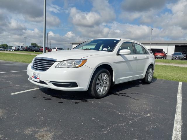 2014 Chrysler 200 LX