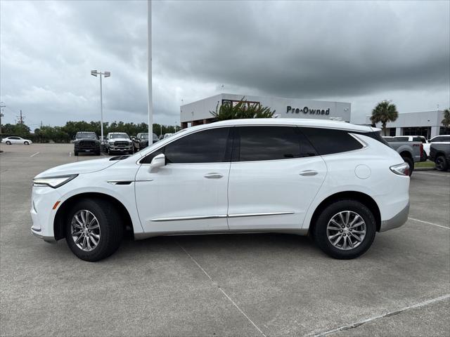 2022 Buick Enclave Essence