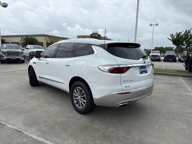 2022 Buick Enclave Essence