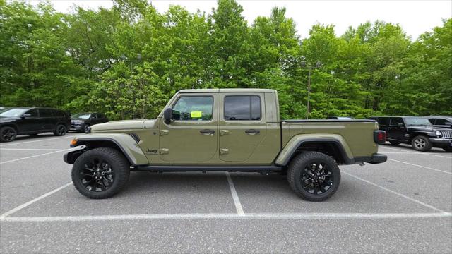 2025 Jeep Gladiator GLADIATOR NIGHTHAWK 4X4
