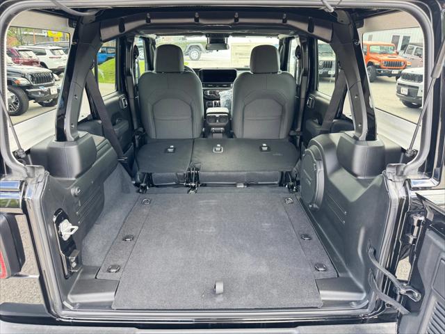2025 Jeep Wrangler 4-Door Summit 4x4