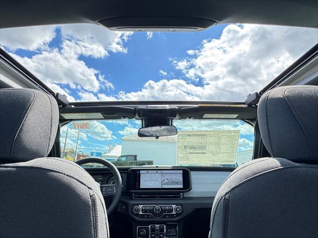 2025 Jeep Wrangler 4-Door Summit 4x4