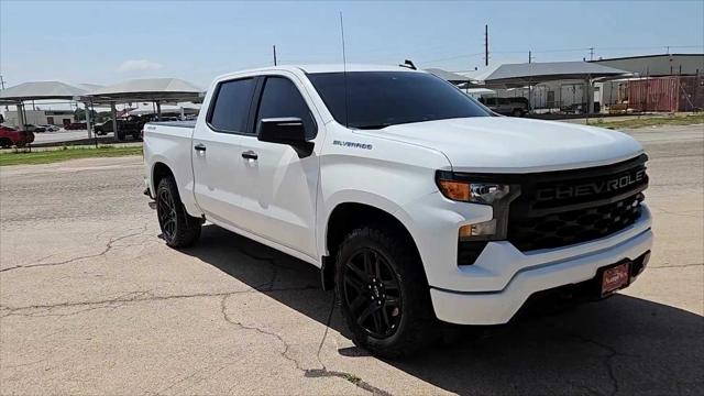 2024 Chevrolet Silverado 1500 4WD Crew Cab Short Bed Custom