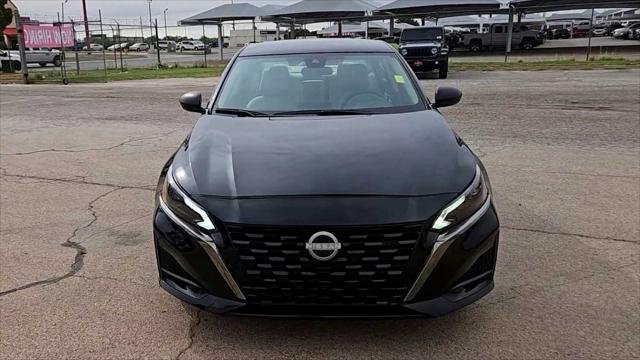 2025 Nissan Altima SV FWD