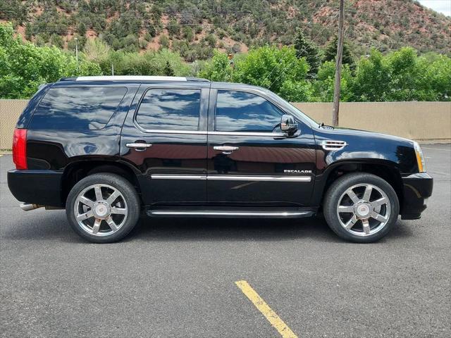 2013 Cadillac Escalade Luxury 2013 Cadillac Escalade Luxury