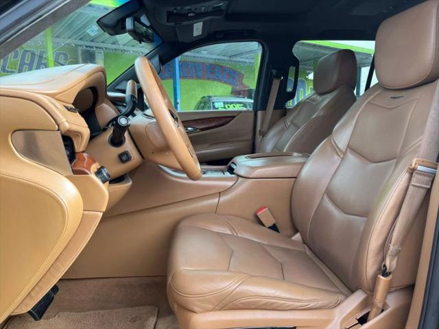 2017 Cadillac Escalade Platinum