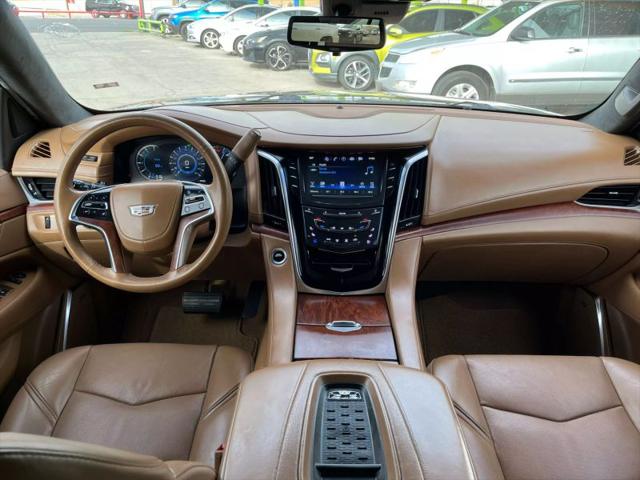 2017 Cadillac Escalade Platinum