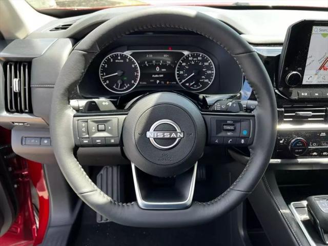 2025 Nissan Pathfinder SL 4WD