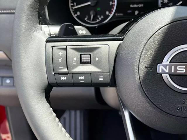 2025 Nissan Pathfinder SL 4WD