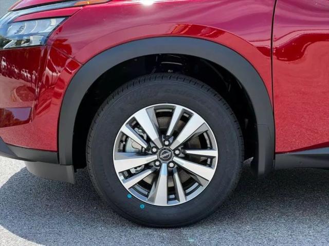 2025 Nissan Pathfinder SL 4WD