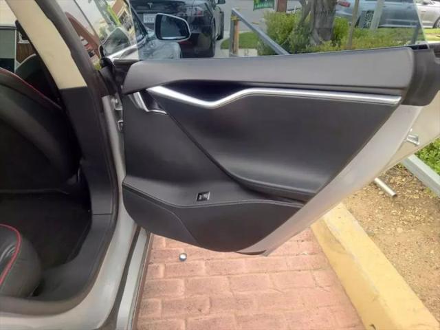 2013 Tesla Model S Performance