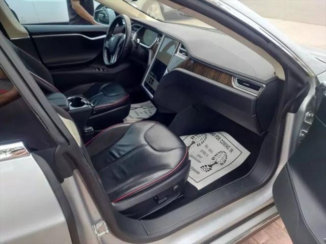 2013 Tesla Model S Performance