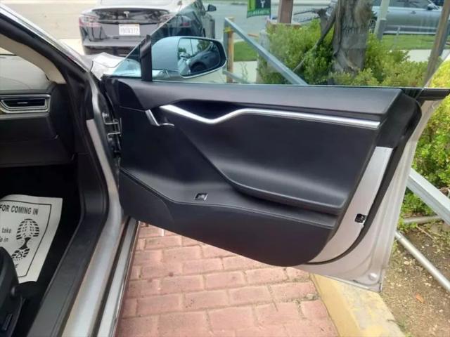 2013 Tesla Model S Performance