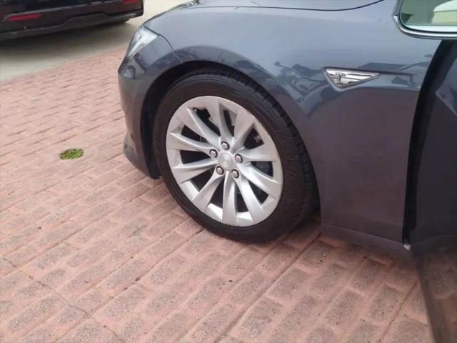 2016 Tesla Model S 75