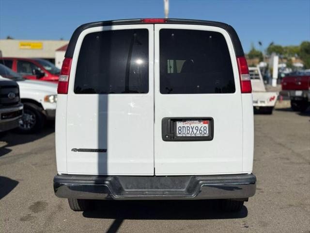 2018 Chevrolet Express LT