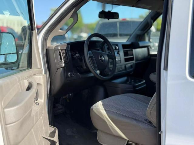 2018 Chevrolet Express LT