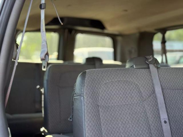 2018 Chevrolet Express LT