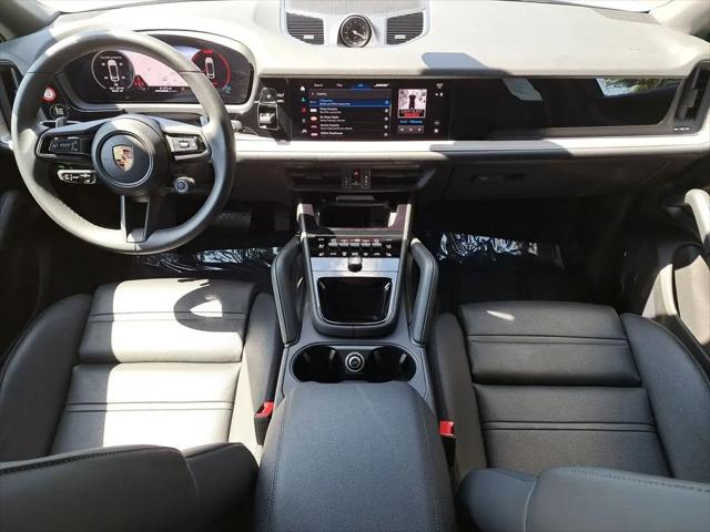 2025 Porsche Cayenne Cayenne
