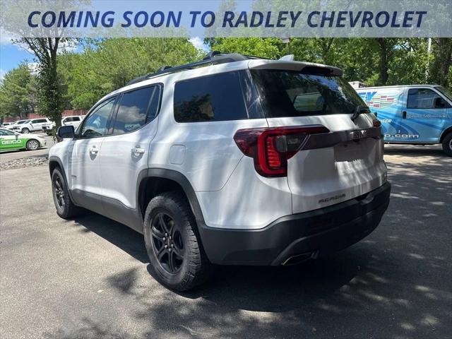 2023 GMC Acadia AWD AT4