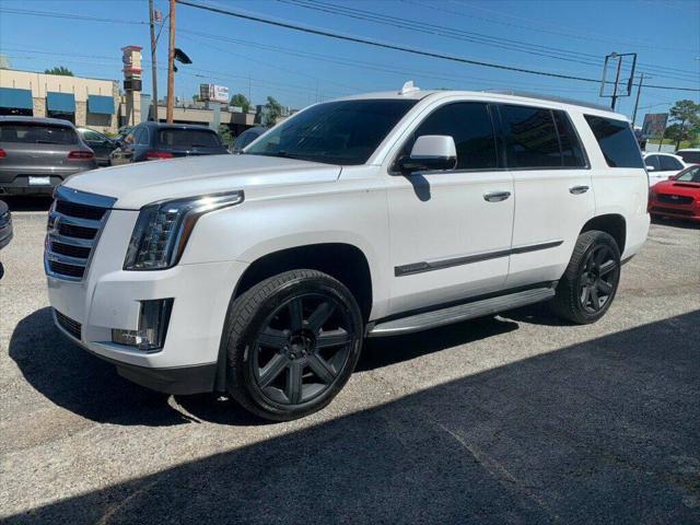 2016 Cadillac Escalade Luxury Collection