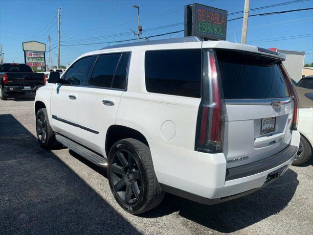 2016 Cadillac Escalade Luxury Collection