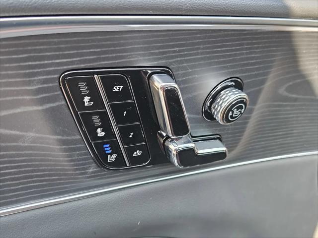 2025 Cadillac iQ Sport 3 RWD