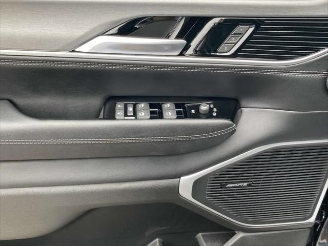 2025 Jeep Wagoneer Series II Carbide 4x4