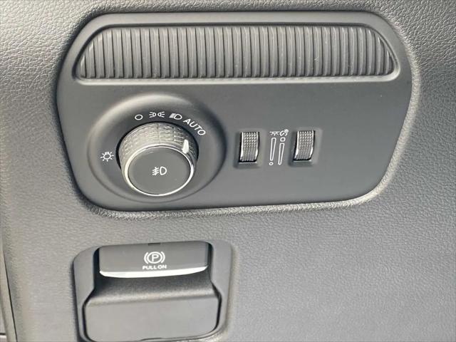 2025 Jeep Wagoneer Series II Carbide 4x4