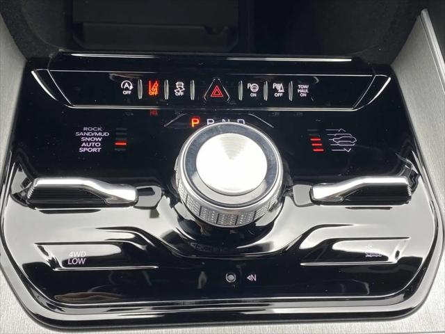 2025 Jeep Wagoneer Series II Carbide 4x4