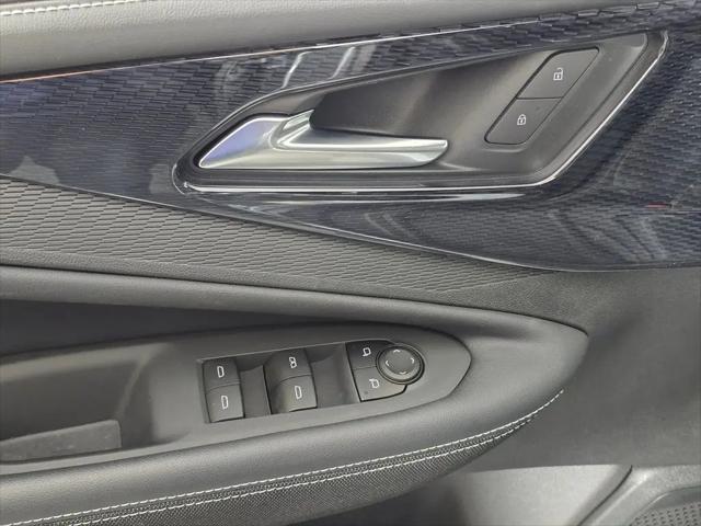 2025 Chevrolet V Blazer RWD LT