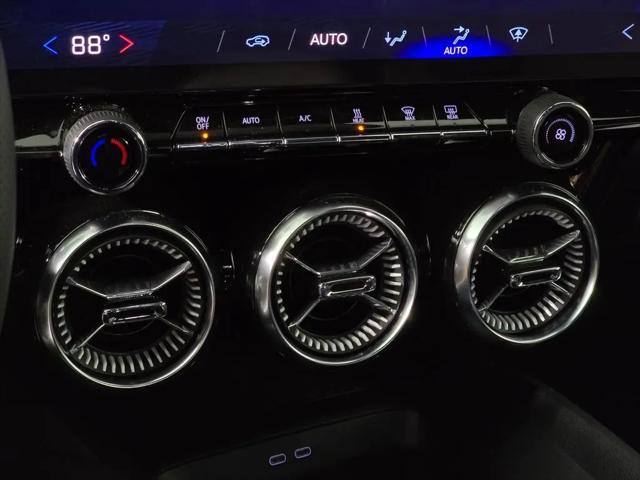 2025 Chevrolet V Blazer RWD LT
