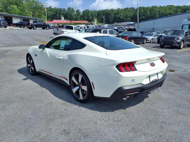 2025 Ford Mustang GT Premium Fastback