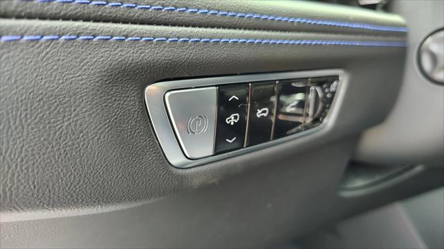 2025 Cadillac Escalade Luxury 1 AWD