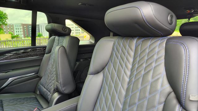 2025 Cadillac Escalade Luxury 1 AWD