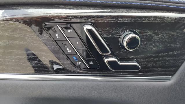 2025 Cadillac Escalade Luxury 1 AWD