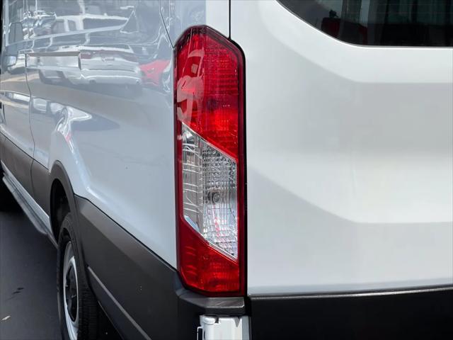 2021 Ford Transit Cargo Van T-250