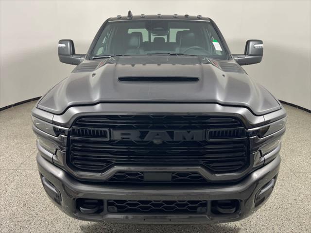 2025 RAM Ram 3500 RAM 3500 LARAMIE MEGA CAB 4X4 64 BOX
