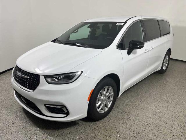 2025 Chrysler Pacifica PACIFICA SELECT