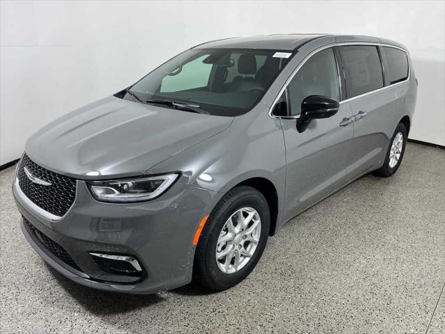 2025 Chrysler Pacifica PACIFICA SELECT