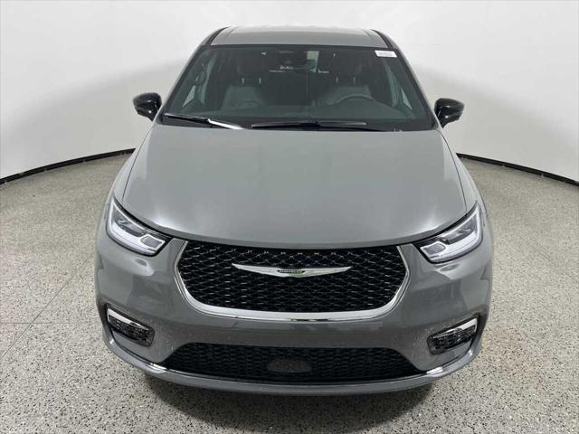 2025 Chrysler Pacifica PACIFICA SELECT