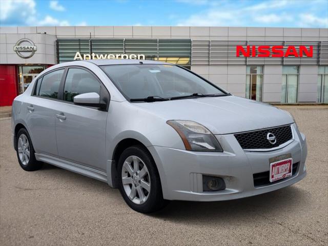 2012 Nissan Sentra 2.0 SR 2012 Nissan Sentra 2.0 SR