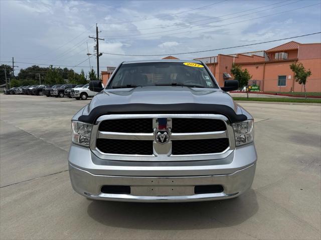 2017 RAM 1500 SLT Crew Cab 4x2 64 Box