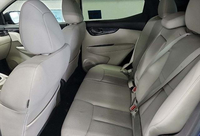 2017 Nissan Rogue Sport SL