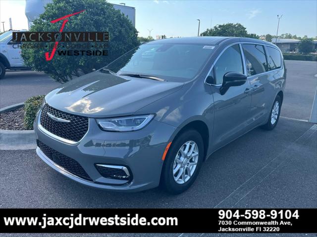 2025 Chrysler Pacifica PACIFICA SELECT
