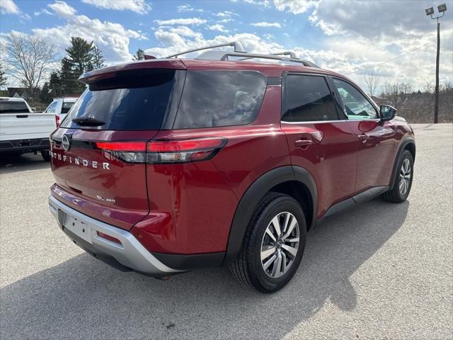 2022 Nissan Pathfinder SL 4WD